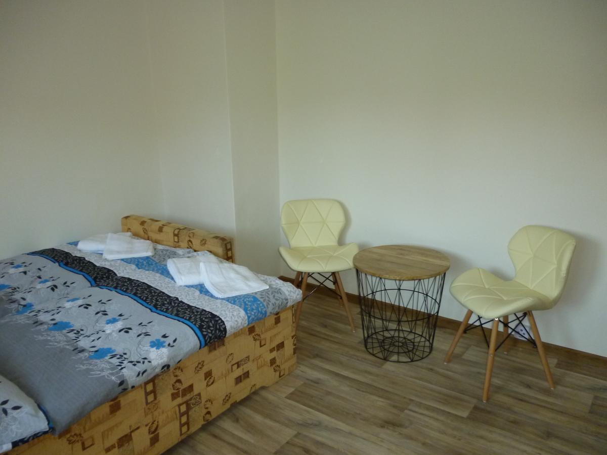 Apartmán Relax-chatka a apartmán Mikulov Exterior foto